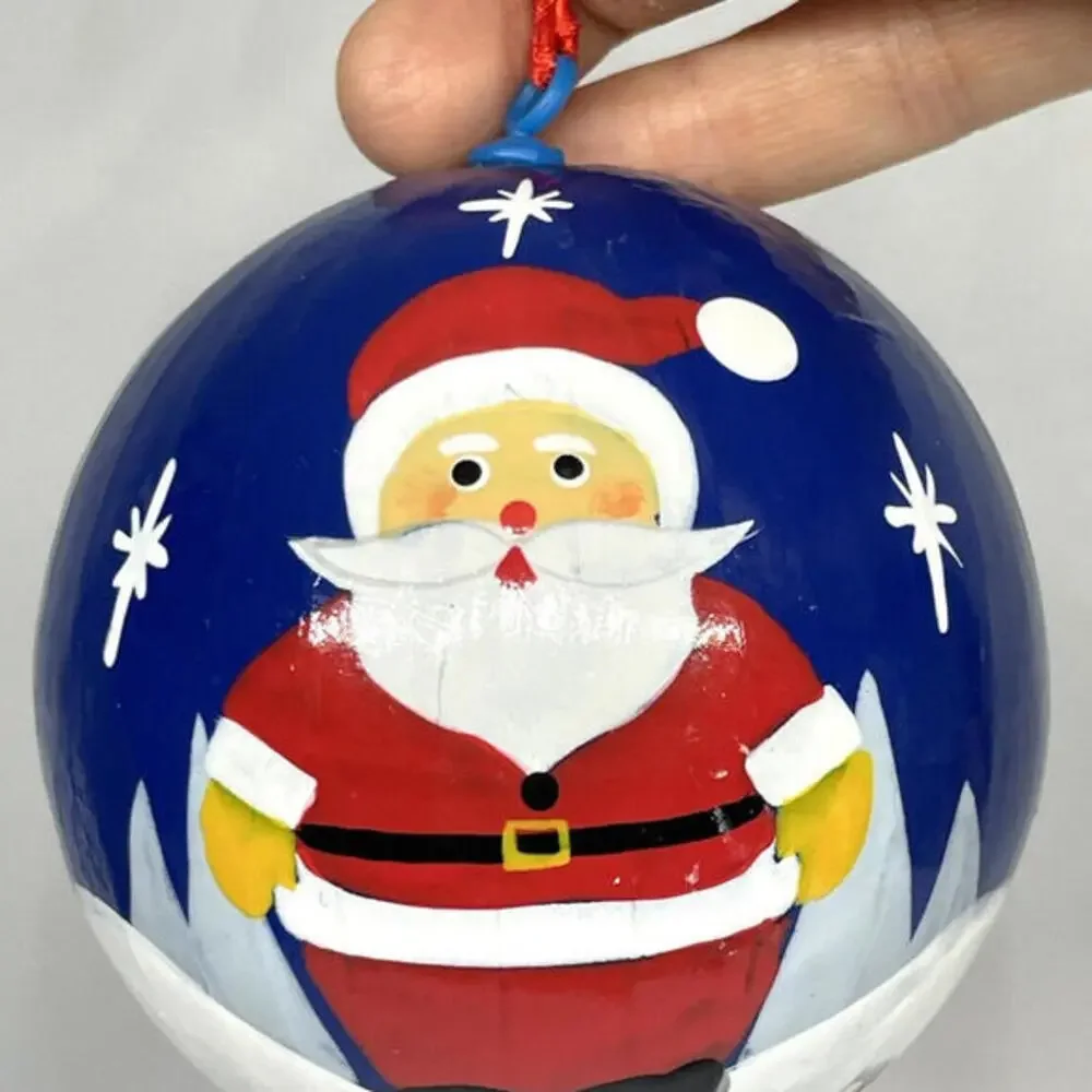 Paper‎ Mache Hand Painted Santa 3